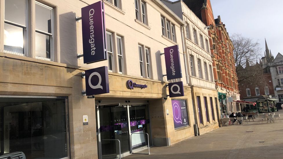 Queensgate entrance, Peterborough