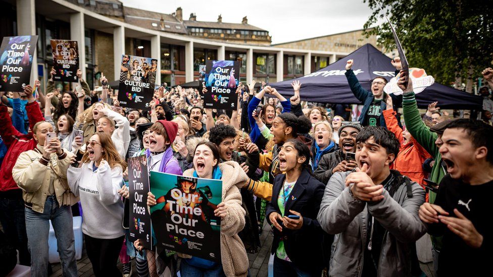 Crowds celebrate Bradford winning UK City of Culture 2025
