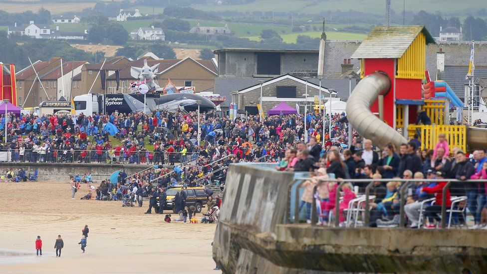 Air show in Portrush wows spectators BBC News