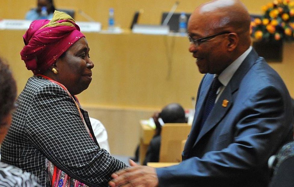 South African interior minister Nkosazana Dlamini-Zuma is congratulated by her former husband, South African President Jacob Zuma, on July 16, 2012 in Addis Ababa after sworned in as head of the African Union (AU) Commission
