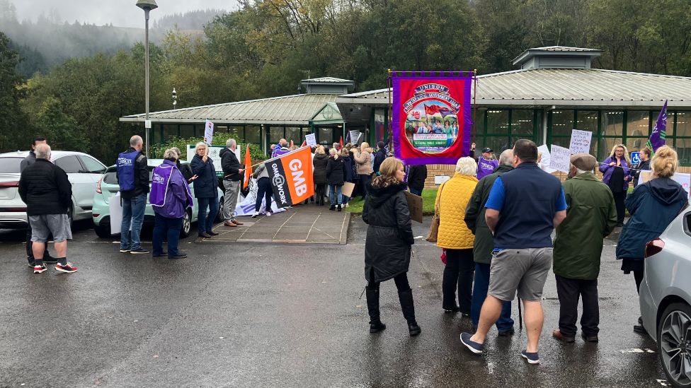 The trade unions protesting against the proposed home care changes