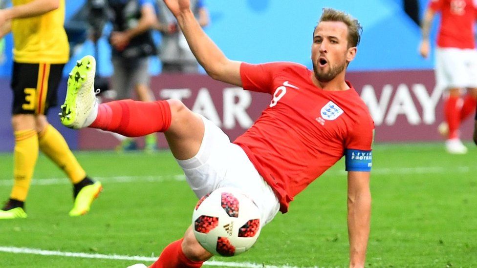 Harry Kane playing for England in the World Cup