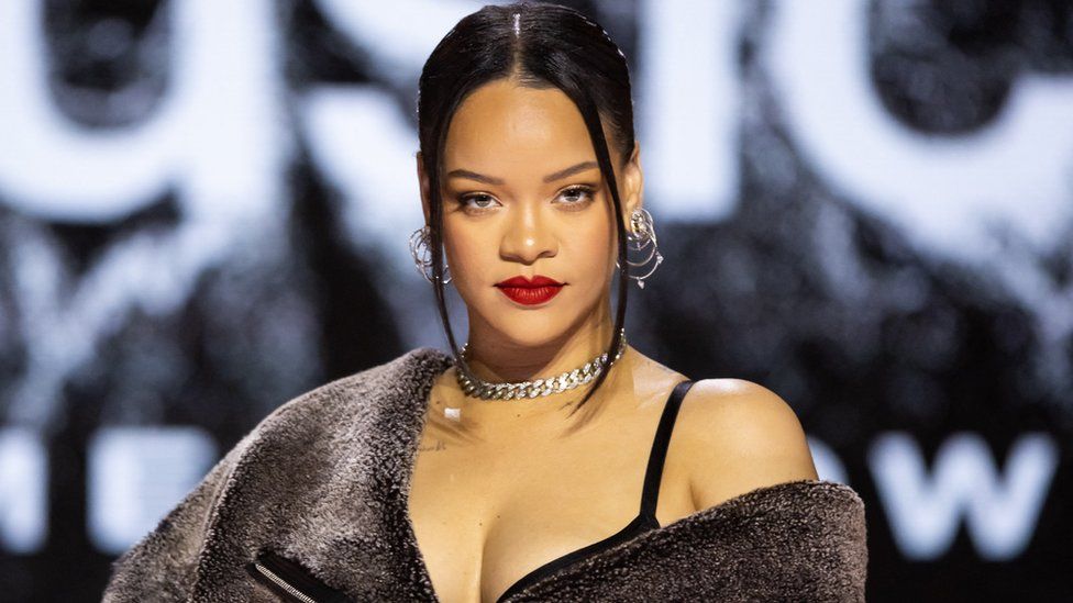 Rihanna: Super Bowl half-time show to mark singer's live return