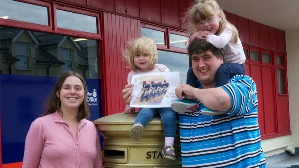 The George family at the box of Peter Kennaugh in Onchan