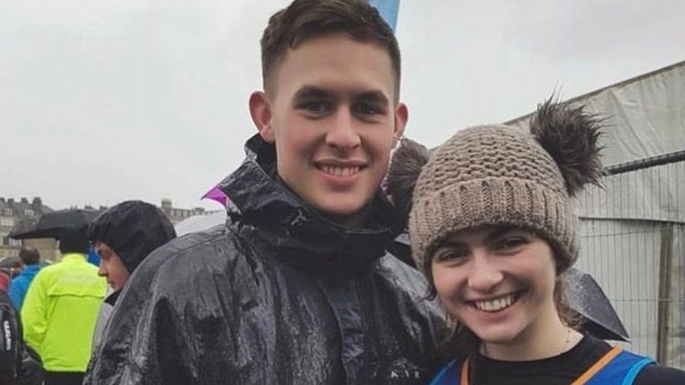 Yate woman runs 100k after brother's diabetes diagnosis BBC News