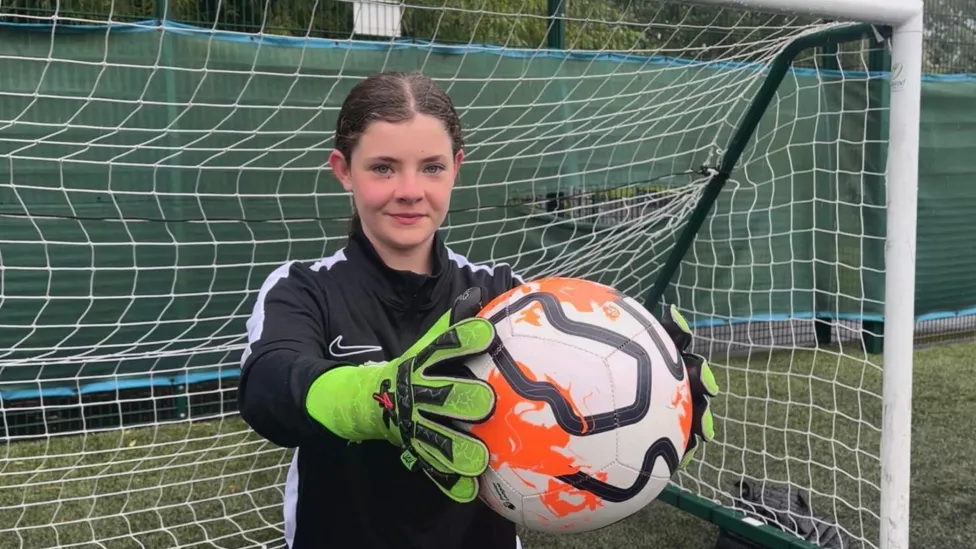 Young goalkeeper crowdfunds to pay for specialist training at England camp