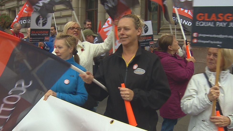 Women protested outside Glasgow City Chambers over the collapsed talks