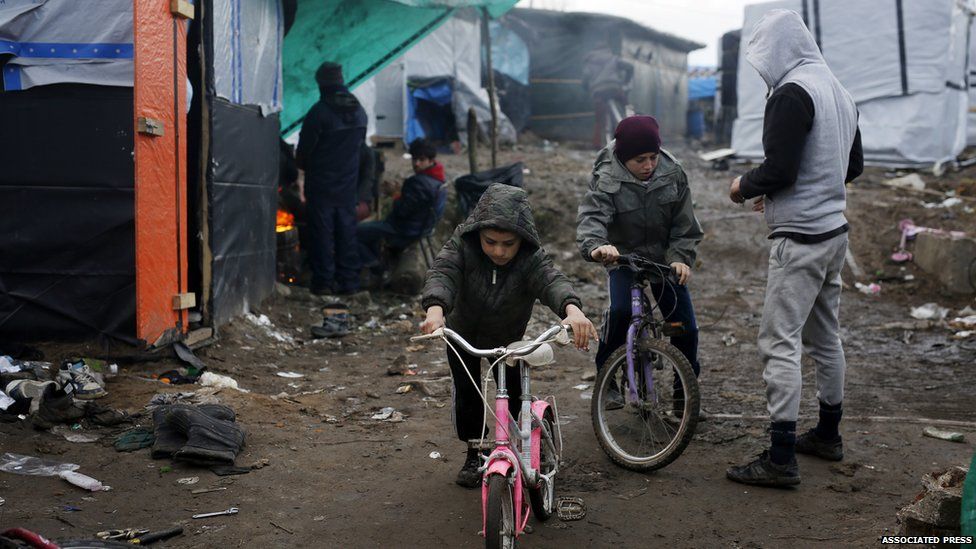 The History Of The Calais 'Jungle' Camp And How It's Changed Since 1999 ...