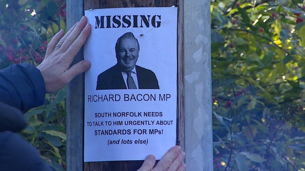 Richard Bacon "missing" poster
