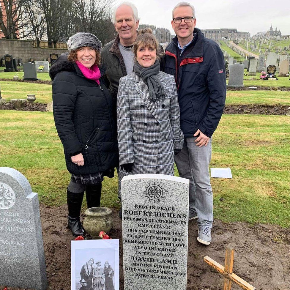 Memorial to 'jinxed' Titanic helmsman Robert Hichens unveiled in Aberdeen -  BBC News