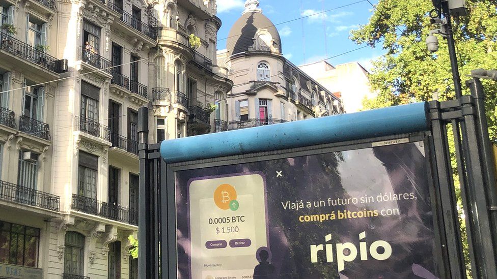 Реклама биткойнов Ripio в Буэнос-Айресе