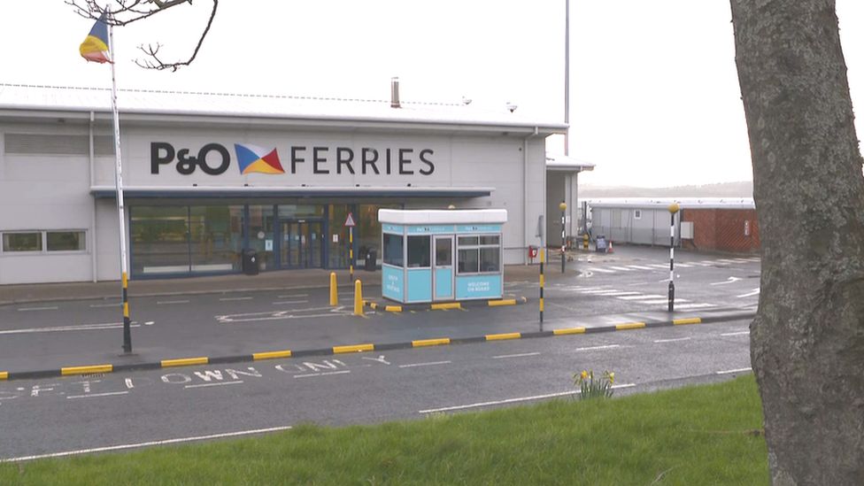 P&O ferry office