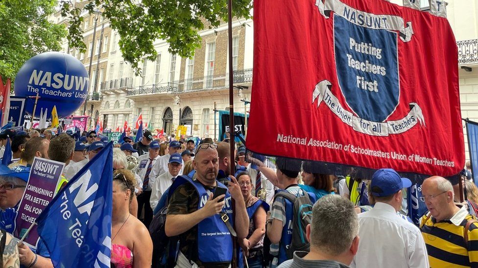 NASUWT members marching London
