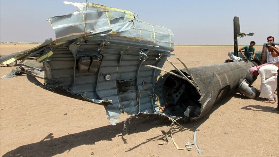 Remains of Russian helicopter shot down in northern Syria, 1 August 2016