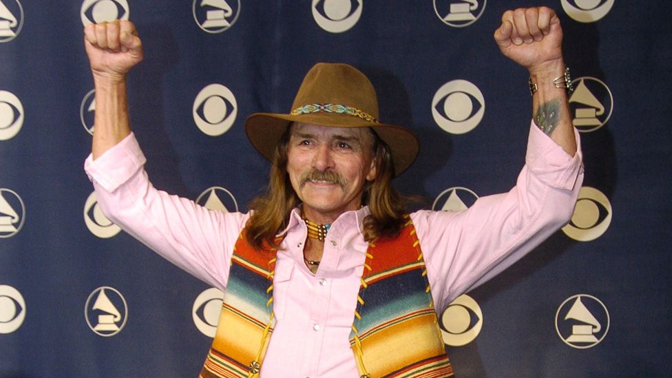 Betts pictured at the 2005 Grammy Awards