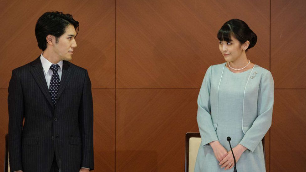 skelet Tact Kent Japan's Princess Mako finally marries commoner boyfriend Kei Komuro - BBC  News