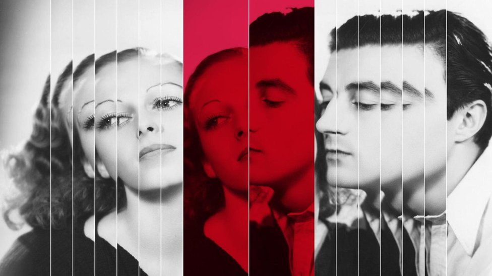 dve-sem-pari-menyayutsya-partnerami-foto-zrelie-tetushki-seksi