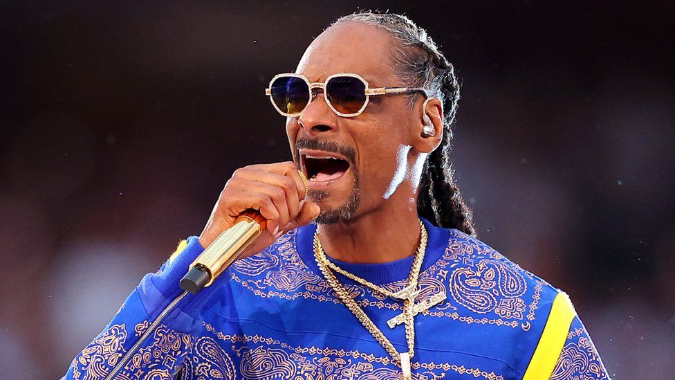 Snoop Dogg performing at the Super Bowl