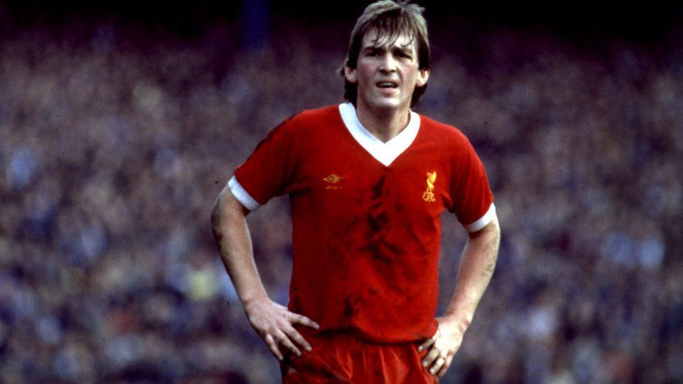 Sir Kenny Dalglish launches baby basics appeal for 70th birthday - BBC News