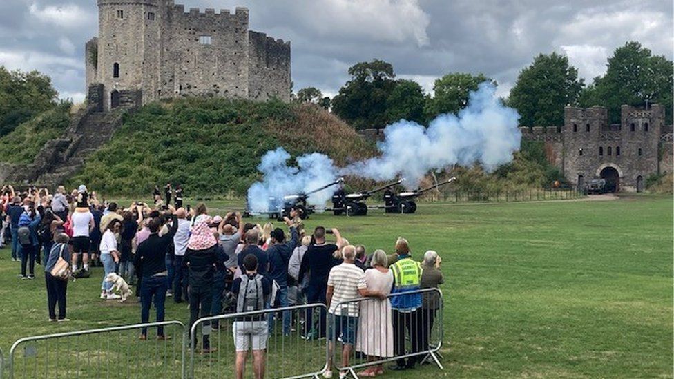 Gun salute at Cardiff Castle