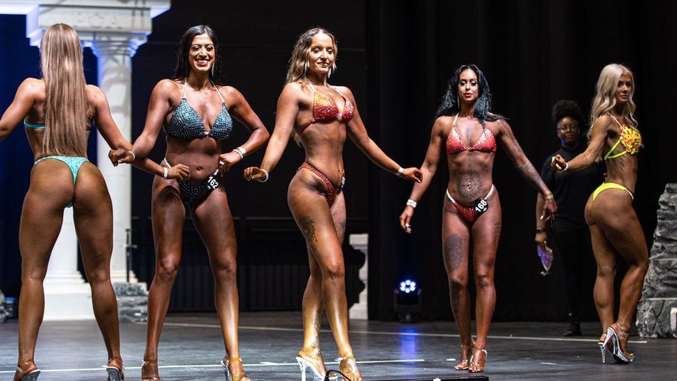 Ashleigh plus other competitors