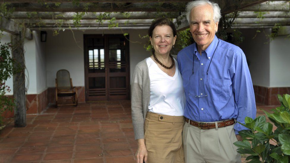 US billionaire Douglas Tompkins and his wife Kristine pose in the front of their house at the estate 'Rincon del Socorro' in Ibera, near Carlos Pellegrini in Corrientes Province, Argentina, on November 5, 2009