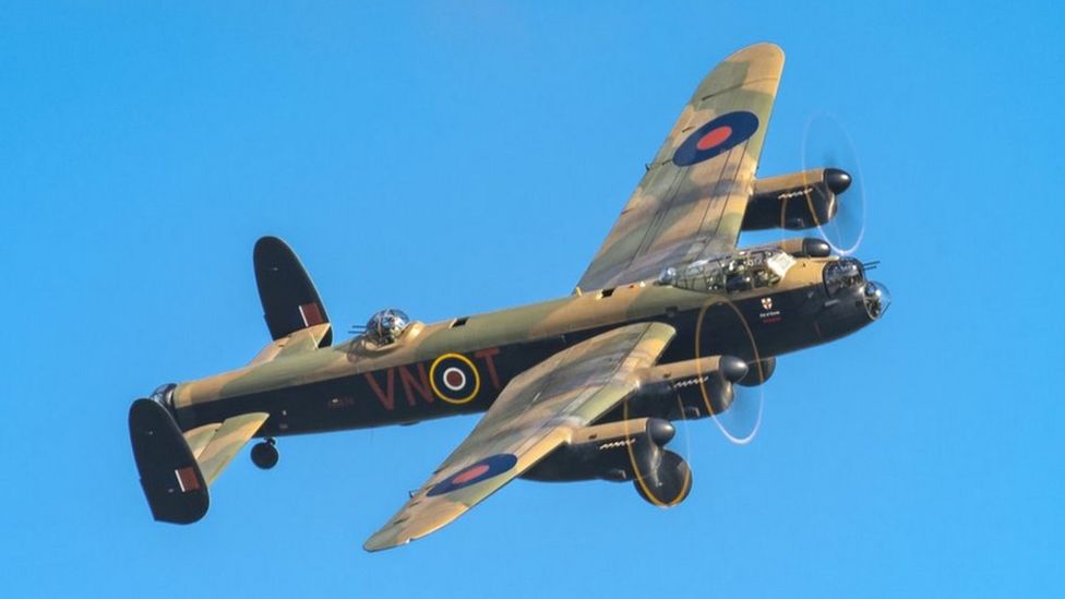 Hawker Hurricane to fly over Nottinghamshire County Show - BBC News