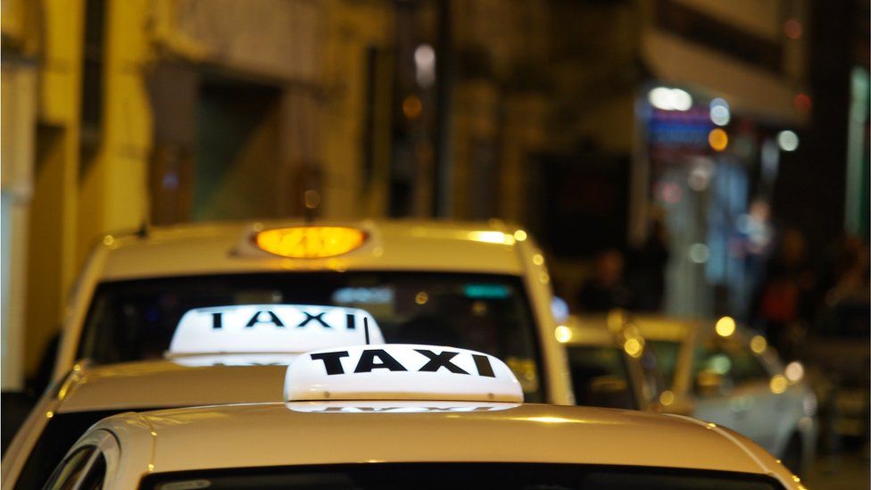 York taxi drivers lose licences over conduct and driving - BBC News