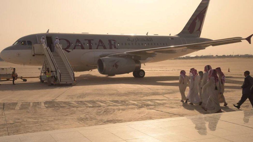 Former Qatari hostages depart Baghdad International Airport in Iraq en route to Doha, 21 April 2017