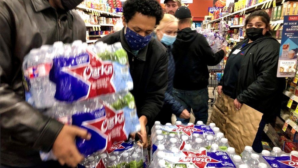 Shoppers in Abilene stocked up on bottled water after local treatment plants lost power