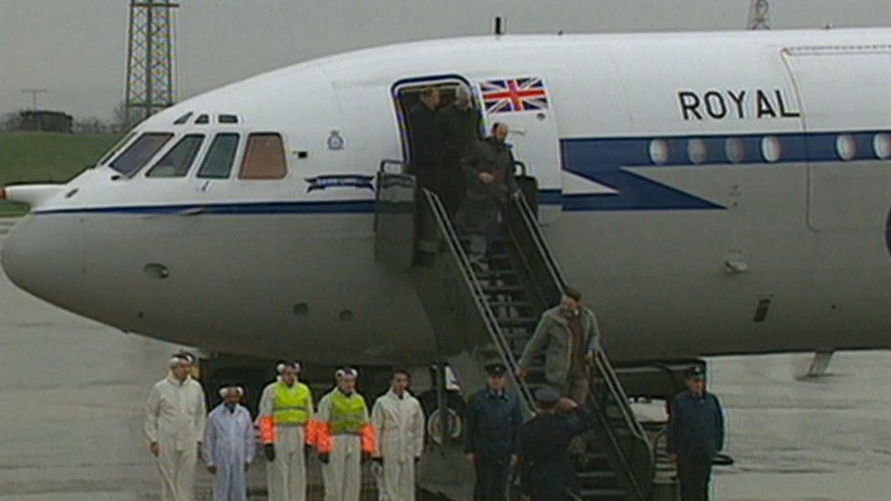 Terry Waite arrives at RAF Lyneham