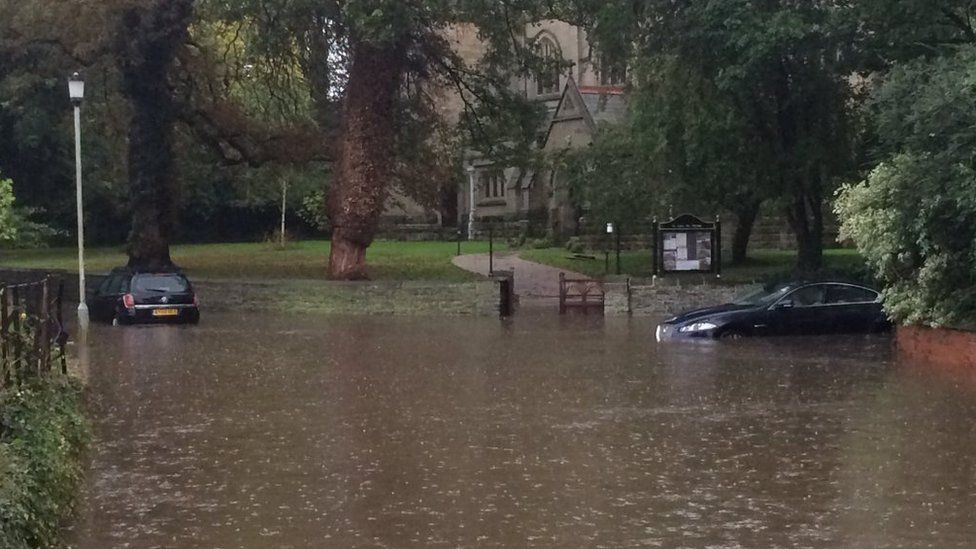 Cars stranded in flash floods in Colston Bassett, Nottinghamshire