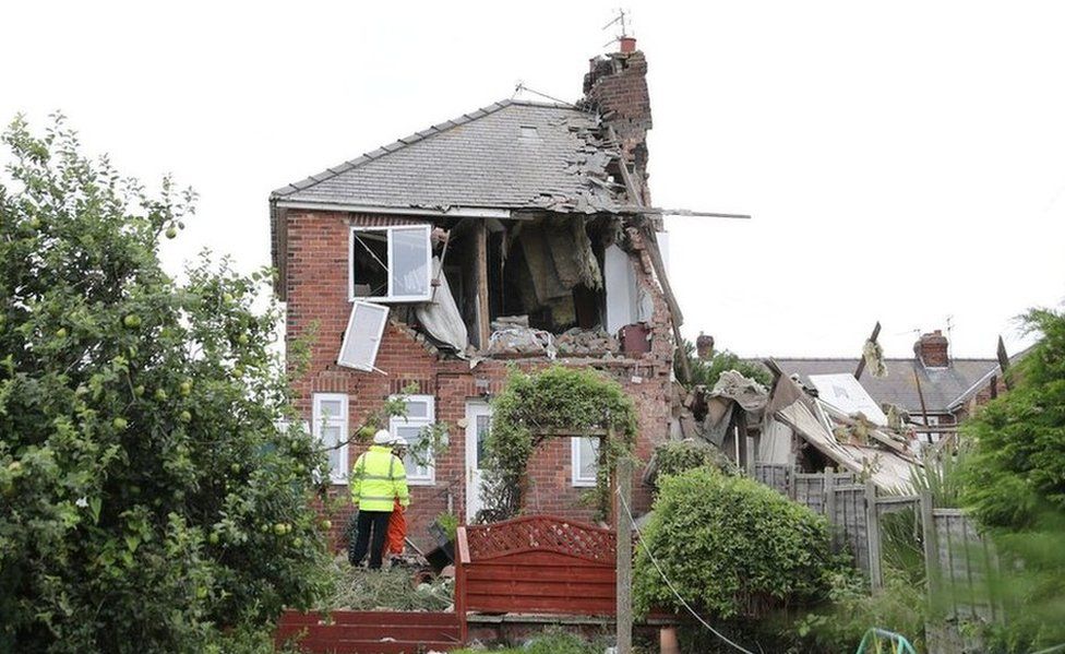 Sunderland Gas Explosion: Woman Hurt As House 'blown Apart' - BBC News