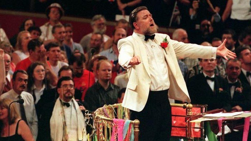 Sir Andrew Davis as he conducted the BBC Symphony Orchestra at The Royal Albert Hall in London Saturday 9th September 2000