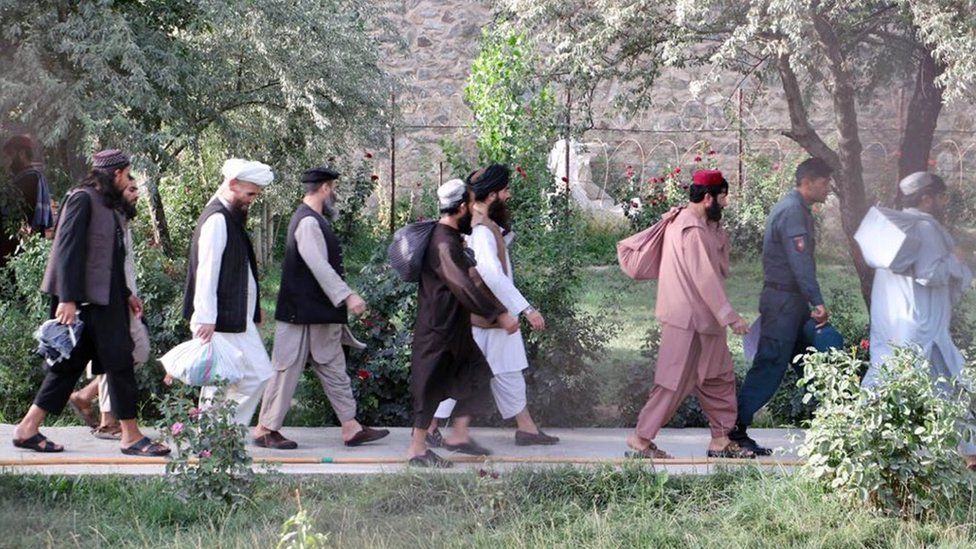 A handout photo made available by the National Security Council (NSC) of Afghanistan shows Taliban prisoners preparing to leave from a government prison in Kabul, Afghanistan, 13 August 2020