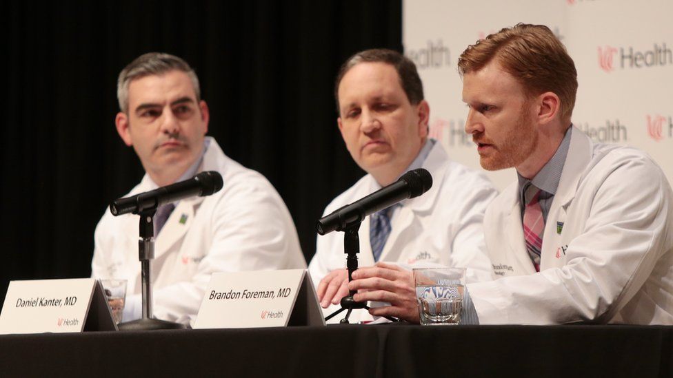 Dr Brandon Foreman (R) speaks next to Dr Daniel Kanter (C) and Dr Jordan Bonomo (L) of the University of Cincinnati Medical Center (16 June 2017)