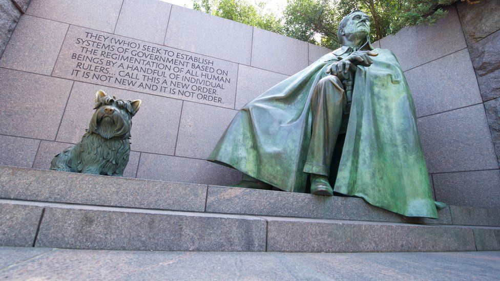 A statue of Franklin D Roosevelt and his dog Fala at the president’s memorial in Washington DC