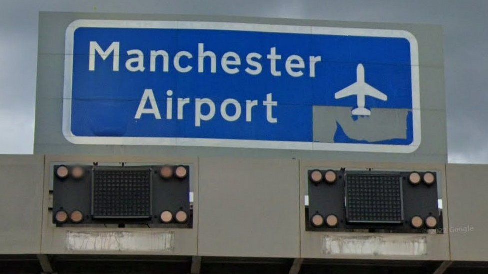 Manchester Airport motorway sign