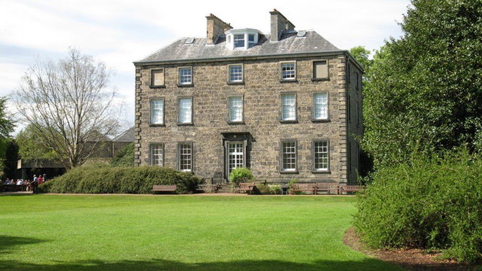 Inverleith House modern art gallery 'not being closed' - BBC News