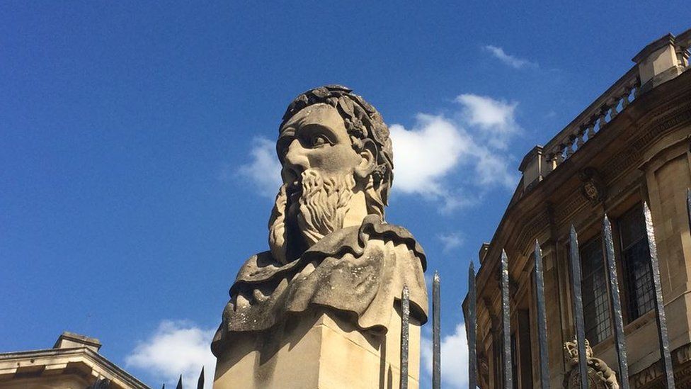 Four more emperor heads found in Oxford BBC News