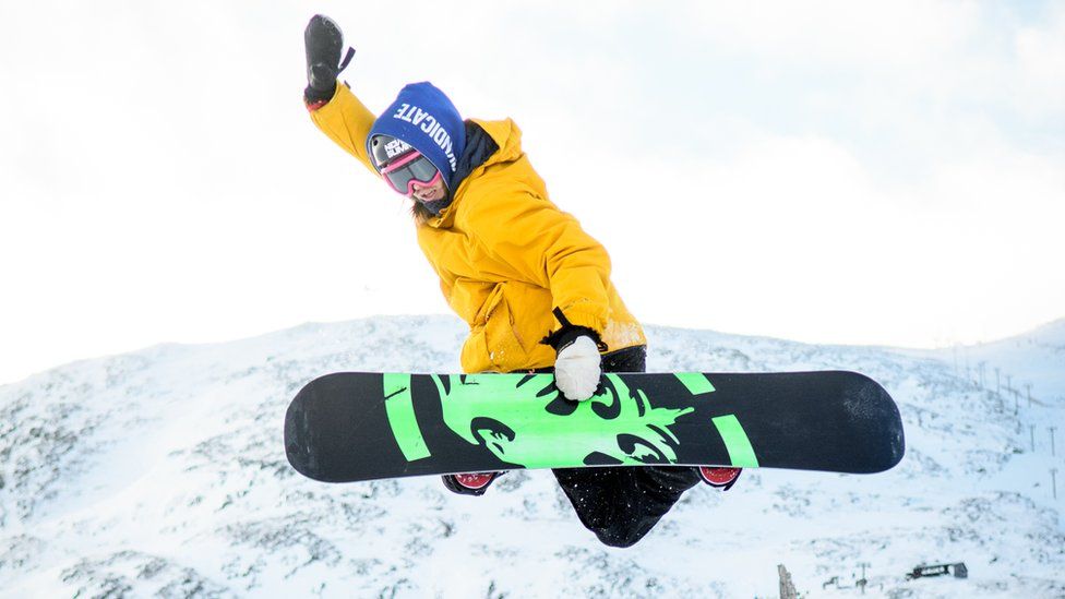 Snowboarder at Glencoe Mountain