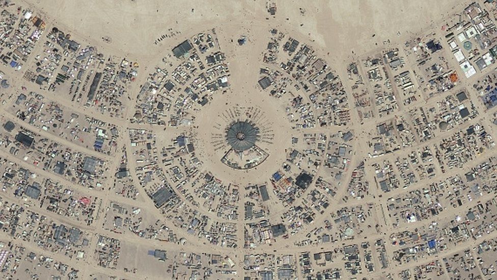 Burning Man: Death at US festival treated as 'suspicious' - BBC News