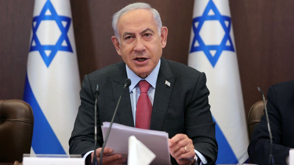 Премьер-министр Израиля Биньямин Нетаньяху выступает на еженедельном заседании кабинета министров в Иерусалиме (19 марта 2023 г.)