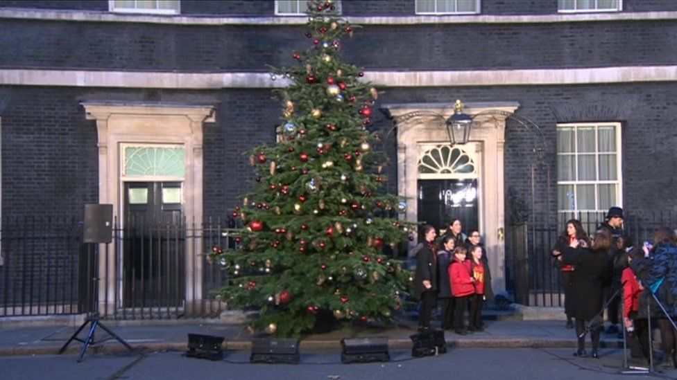 Christmas tree outside Number 10