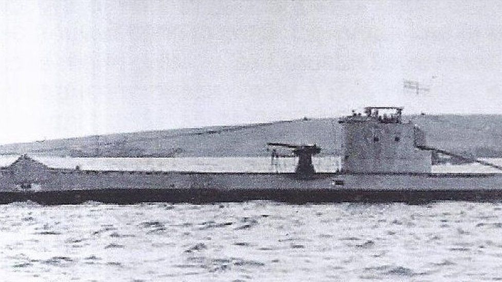 HMS Urge at sea