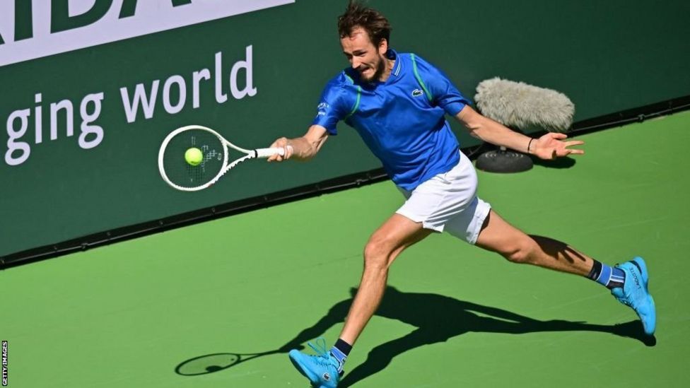 Indian Wells Daniil Medvedev and Carlos Alcaraz through to final BBC