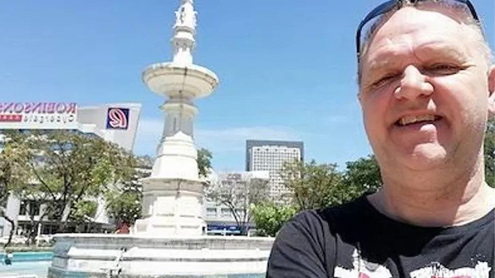 A selfie Mark Page took in Cebu City