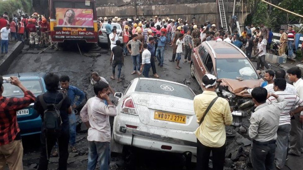 Partially collapsed bridge in Kolkata, India. Photo: 4 September 2018