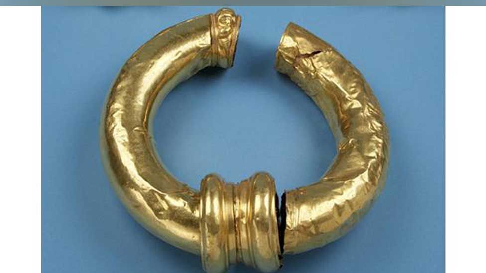 Snettisham gold torc