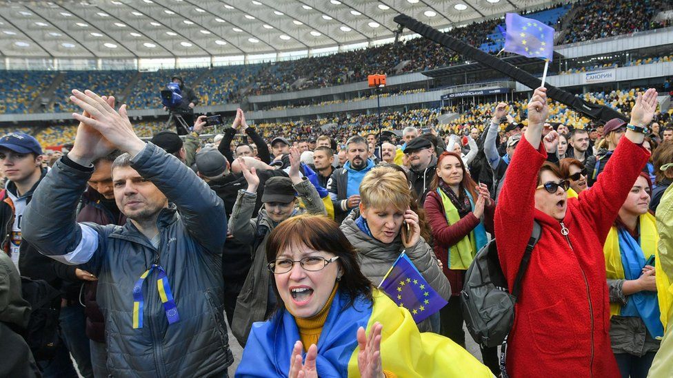 Poroshenko supporters